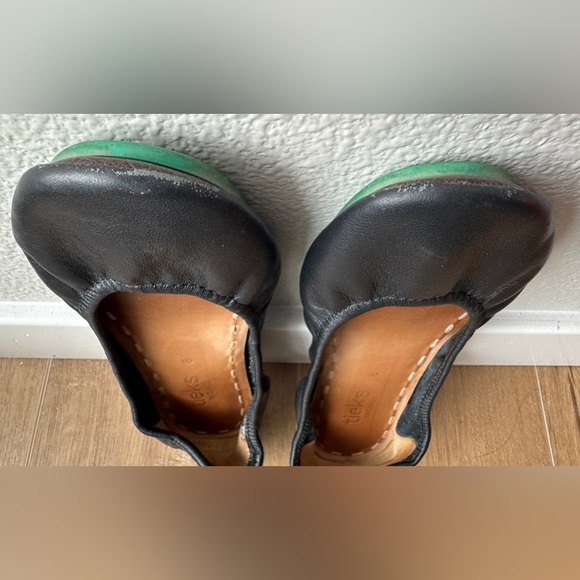 Tieks Matte Black Ballet Flats - Size 8 - Picture 3 of 4